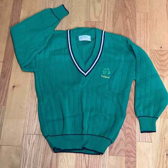 Quill’s Woollen Market Green V Neck Pullover, Size M, 100% Acrylic, NEW - Picture 1 of 7